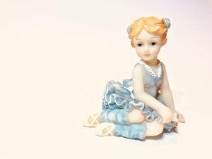 旭たちばな幼稚園課外バレエ　プリエバレエ教室　バレエ人形